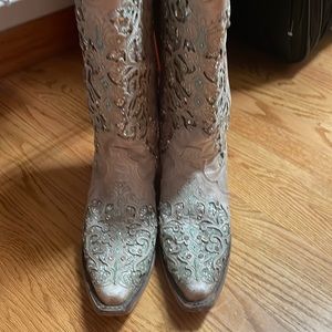 Corral light teal glitter inlay boots size 8.5